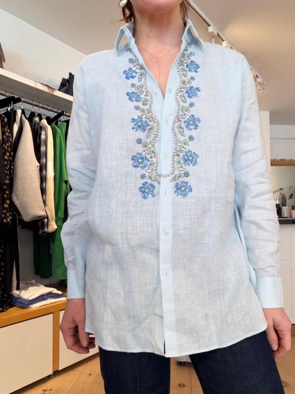 Hand beaded 100% linen button down with blue and turquoise beading, size Large - Picture 3 of 6